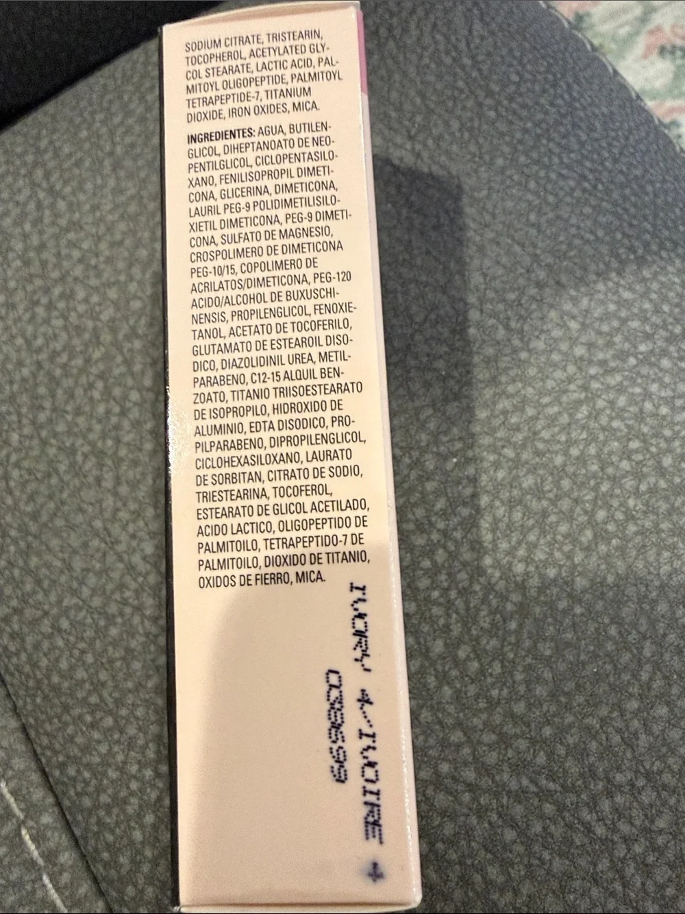 Mary Kay TimeWise Luminous-Wear Liquid Foundation - Light Beige